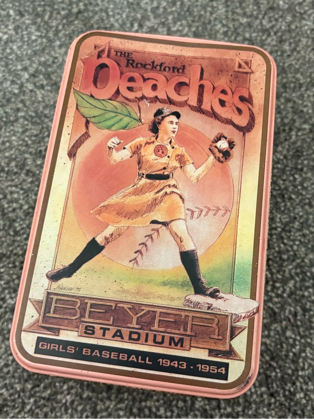 Retro Rockford Peaches Tin